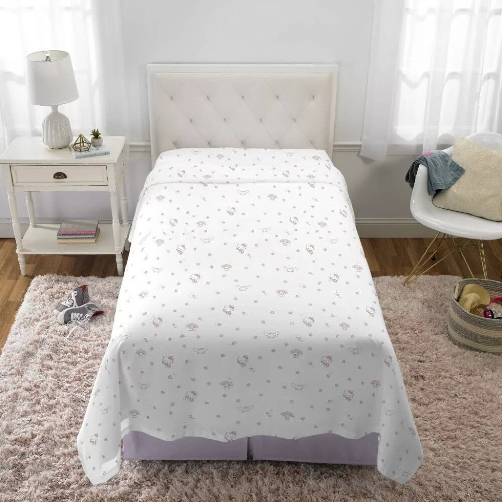 Hello Kitty Character & Logo Print Microfiber Twin Size Flat Sheet ONLY - Picture 1 of 5